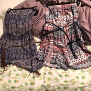 2 Rompers